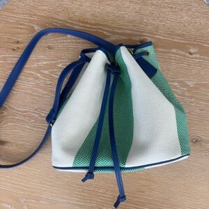 Boden Green and White Drawstring Bucket Bag with Navy Trim